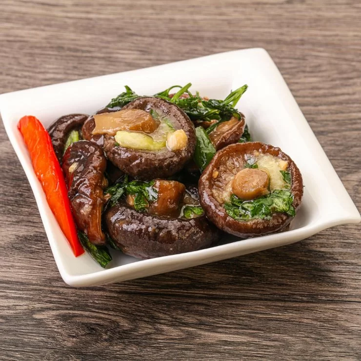 Receta de setas shiitake al ajillo.